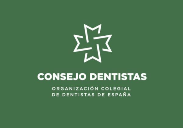 Óscar Castro defiende la independencia de la Organización Colegial de Dentistas para regular la deontología de la profesión