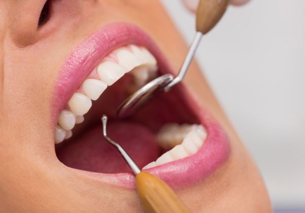 El Consejo General de Dentistas recuerda la importancia de las revisiones periódicas para proteger la salud oral