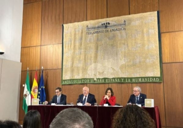 Presentado el nuevo Código de Deontología Médica en el Parlamento de Andalucía