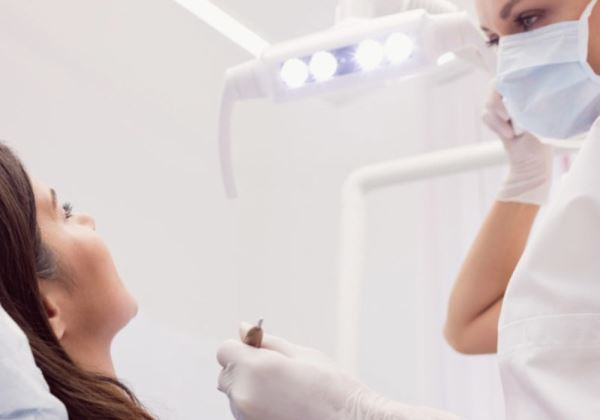 El Consejo General de Dentistas expresa su preocupación por la eliminación prematura de la amalgama dental y su disponibilidad en Europa