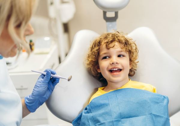 Los escolares con mala salud oral tienen 3 veces más probabilidad de perder días de colegio por el dolor dental